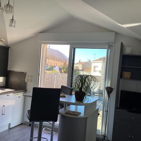 Apartmán Chaleureux T2 30 M2 Et Sa Terrasse Bois 18 M2 La Rochelle  Exteriér fotografie